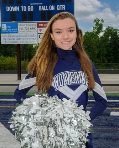 Knight Sets One Final Time For Newbury Cheerleading